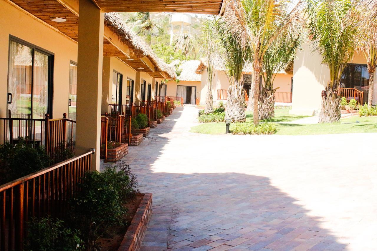 Eagles Beach Resort Phan Thiết Zewnętrze zdjęcie